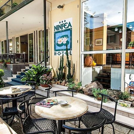 Hotel Ninfea Cattolica Esterno foto