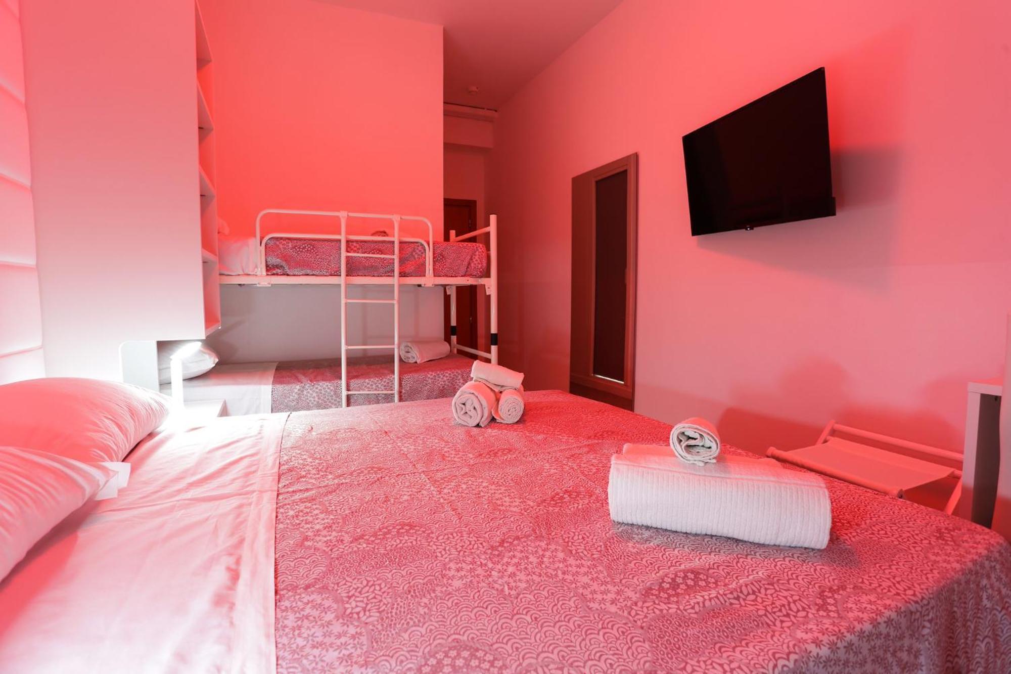 Hotel Ninfea Cattolica Esterno foto